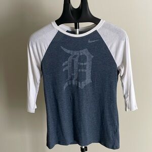 Nike Detroit Tigers 3/4 Length T shirt